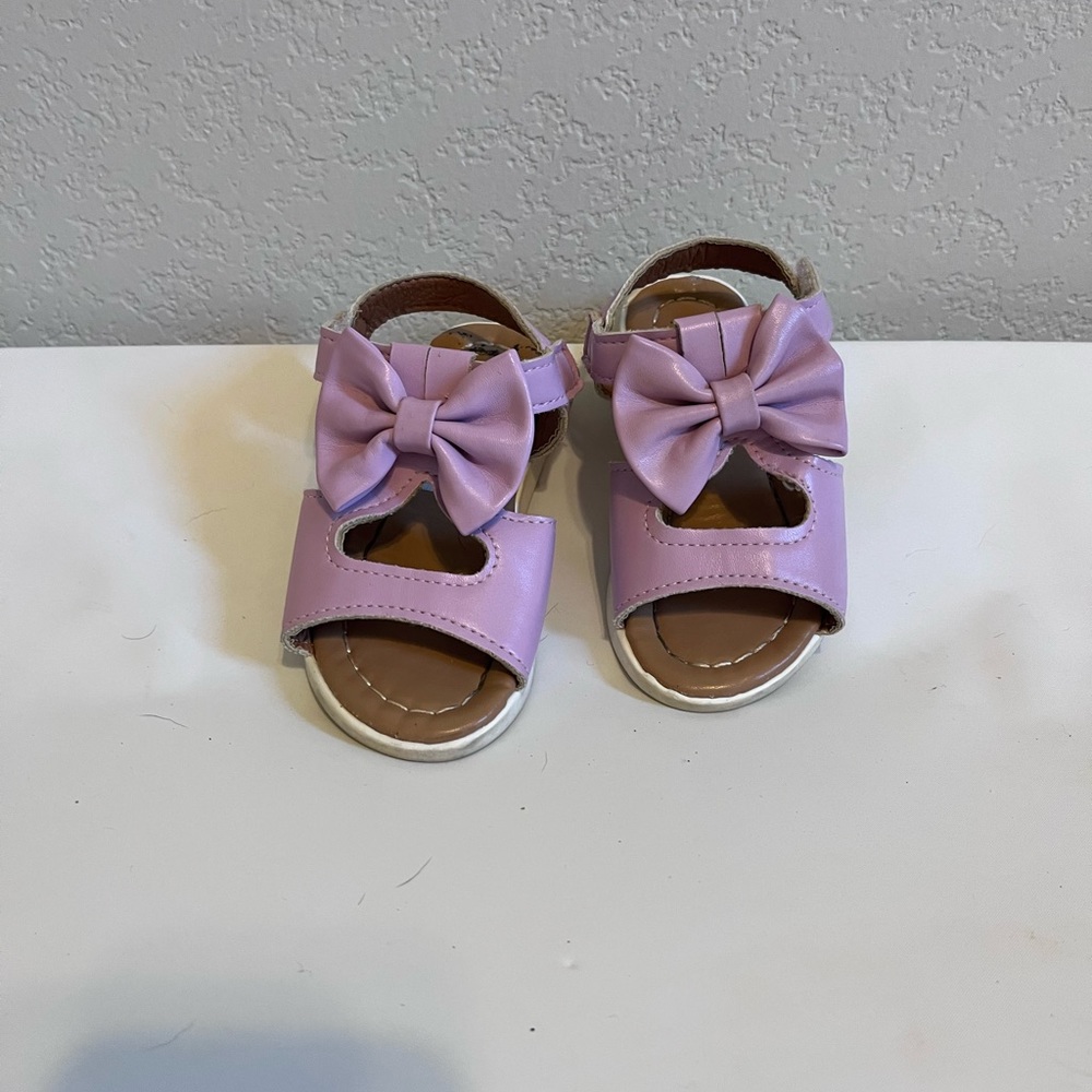 Toddler girls purple sandals shoes size 7